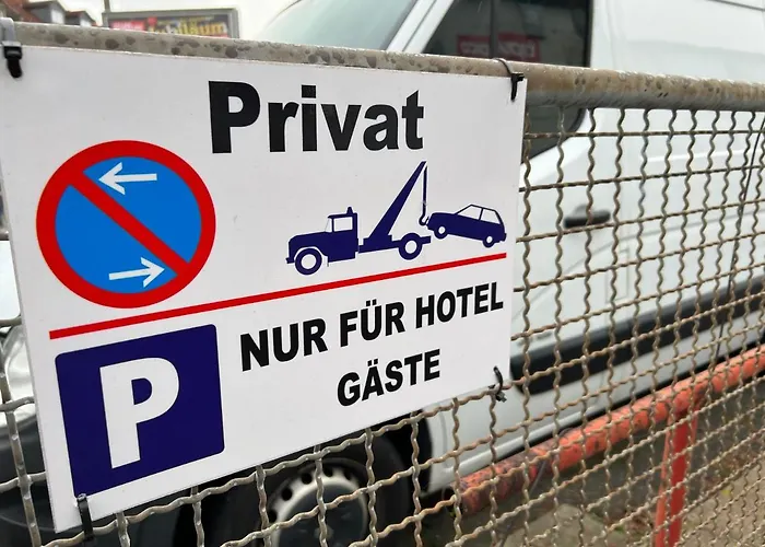 Of &serviced Aparts Sebo Hostal *